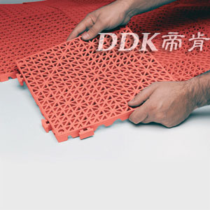 �µ���������