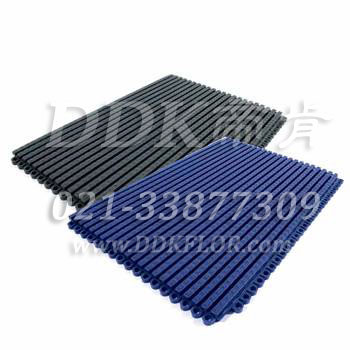 灰色和藍色各一樣板圖片,帝肯(DDK)_9900_337（浴室地面防滑材料） 效果圖，工業用格柵地墊,浴室pvc格柵地板,柵格地墊,排水地墊,pvc防水地墊,塑膠透水地板,衛生間地板隔水墊,衛生間地墊,衛浴防滑墊,衛生間防水地墊,衛生間防滑地墊,衛生間防滑墊,衛生間地膠,漏水地墊,漏水地膠,排水防滑墊,排水地板,疏水墊,疏水板,疏水磚,疏水防滑地墊,疏水防滑墊,耐油耐水地墊,漏水防滑墊,疏水地墊,疏水地毯,疏水地席,浴室防滑疏水磚,透水地墊,透水地板膠墊,透水防滑塑膠地墊,防水地墊,防水地毯,防水地膠墊,防水墊,防水防滑墊,防滑隔水墊,隔水地墊,隔水地板,隔水材料,泄水型地板磚,PVC拼接地墊,塑料拼接地板,拼接式防滑墊,拼接式地墊,拼裝地墊,拼裝地膠,防滑拼墊,泳池地膠,泳池防滑地墊,泳池防滑地毯,洗手間地墊,洗手間防滑地毯,洗手間防滑墊,洗浴防滑墊,洗澡間防滑墊,游泳池地墊,游泳池防滑地膠,游泳池防滑墊,游泳館防滑墊,浴池防滑地墊,浴池防滑墊,浴室防滑地墊,浴室防滑地磚,浴室防滑地膠,浴室防滑墊,浴室地墊,浴室地板,浴室地板磚,浴室地毯,浴室地磚,浴室墊,淋浴房防滑墊