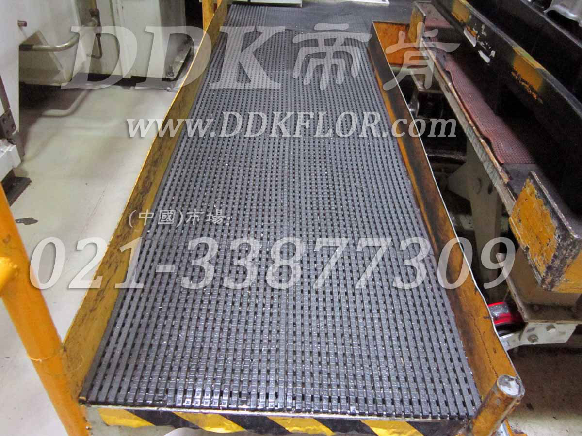 ��ɫ_܇�g���������ĥ���Ͳ�����O