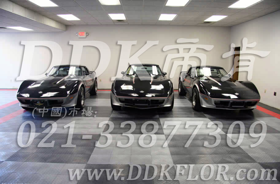 黑灰+淺灰色_車庫地坪材料鋪裝樣板圖片,帝肯(DDK)_3000_C618(別墅車庫地面材料)效果圖 黑灰+淺灰色_車庫地坪材料鋪裝樣板圖片,帝肯(DDK)_3000_C618(別墅車庫地面材料)效果圖,車庫pvc地板,車庫地坪,車庫地墊,車庫地板,車庫地膠,車庫塑料地毯,車庫塑膠地板,車庫防滑墊,車用防滑墊,別墅私家車庫裝修