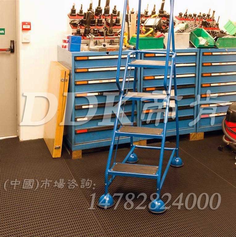 9550��ˮ���͵�̺