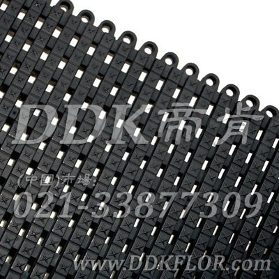 黑色鏈口鋪裝網格地膠(2)樣板圖片,帝肯(DDK)_9900(Tiger|泰格)效果圖 黑色鏈口鋪裝網格地膠(2)樣板圖片,帝肯(DDK)_9900(Tiger|泰格)效果圖,工業用格柵地墊,柵格地墊,耐油地墊,耐油膠墊,耐油防滑地墊,耐油防滑墊,耐油耐水地墊,重型防滑耐油墊,工業耐油地墊,耐壓地板,耐壓耐磨地毯,耐重壓地墊,耐重壓地板,抗壓地墊,抗壓地板,pvc承重地板,車間防滑地墊,車間防滑墊,車間防砸地板,工廠防滑地墊,工廠防滑墊