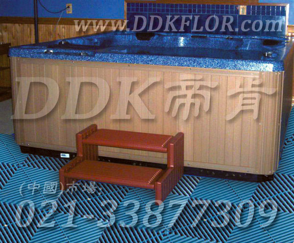 藍(lán)色相拼紋_洗浴桑拿地面防滑地板材料(11)樣板圖片,帝肯(DDK)_8100_337(疏水型衛(wèi)生間浴室防滑地磚材料) 效果圖 藍(lán)色相拼紋_洗浴桑拿地面防滑地板材料(11)樣板圖片,帝肯(DDK)_8100_337(疏水型衛(wèi)生間浴室防滑地磚材料) 效果圖,衛(wèi)浴防滑墊,衛(wèi)生間地墊,衛(wèi)生間地板隔水墊,衛(wèi)生間地膠,衛(wèi)生間塑料地板,衛(wèi)生間防水地墊,衛(wèi)生間防水墊,衛(wèi)生間防滑地墊,衛(wèi)生間防滑地毯,衛(wèi)生間防滑墊,浴室pvc格柵地板,浴室地墊,浴室地板,浴室地板磚,洗手間防滑墊,洗手間地墊,洗手間防滑地毯,洗浴防滑墊,洗澡間防滑墊,浴室地毯,浴室地磚,浴室地膠,浴室墊,浴池防滑墊,浴池防滑地墊,浴室防滑疏水磚,浴室防滑墊,浴室防滑地膠,浴室防滑地板,浴室防滑地墊,淋浴房防滑墊,公共衛(wèi)生間塑料地毯,廁所防滑墊,桑拿地板