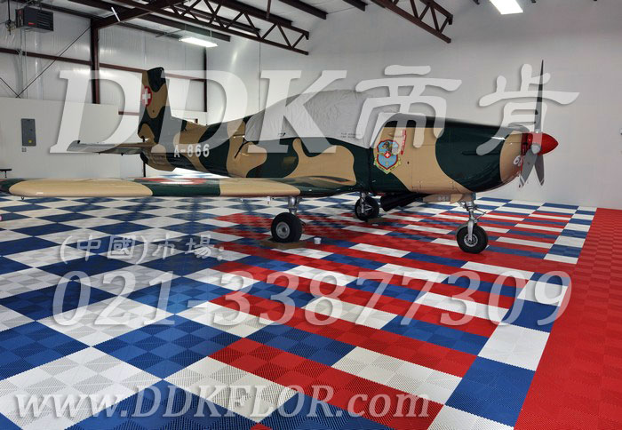 私人飛機(jī)停機(jī)坪做法(17)_私人飛機(jī)庫停機(jī)地面_紅藍(lán)白色地板樣板圖片,帝肯(DDK)_8100_2267(私人飛機(jī)庫地面地板材料做法)效果圖, 私人飛機(jī)停機(jī)坪做法(17)_私人飛機(jī)庫停機(jī)地面_紅藍(lán)白色地板樣板圖片,帝肯(DDK)_8100_2267(私人飛機(jī)庫地面地板材料做法)效果圖,私人飛機(jī)停機(jī)坪,機(jī)場地面設(shè)備,飛機(jī)場地板,飛機(jī)地面設(shè)備,航空地面設(shè)備