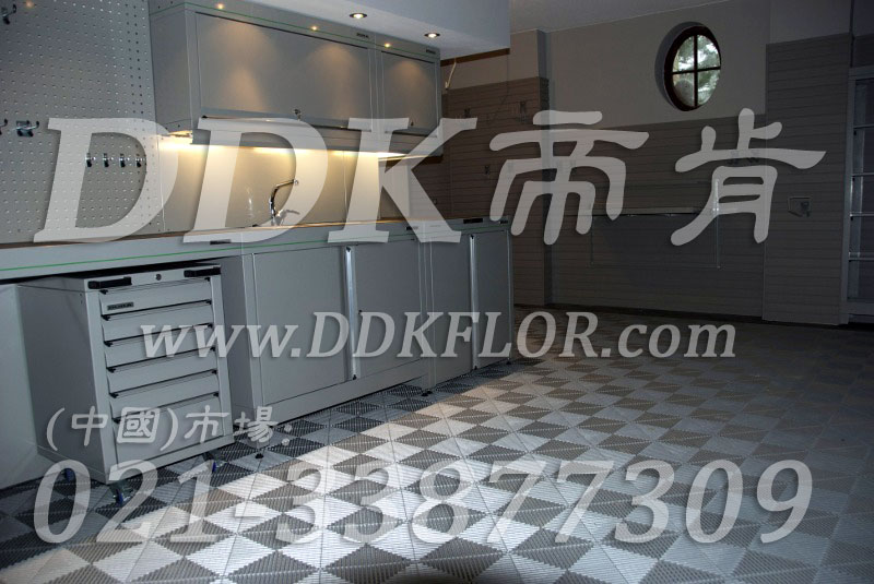 經典灰(4)快速拼裝型辦公室地板磚樣板圖片,帝肯(DDK)_8100_8850(辦公室地面裝修材料)效果圖 經典灰(4)快速拼裝型辦公室地板磚樣板圖片,帝肯(DDK)_8100_8850(辦公室地面裝修材料)效果圖,辦公室pvc地板,辦公室地板,辦公室地板磚,辦公室地板膠,辦公室地膠,辦公室塑膠地板,辦公室片材地板