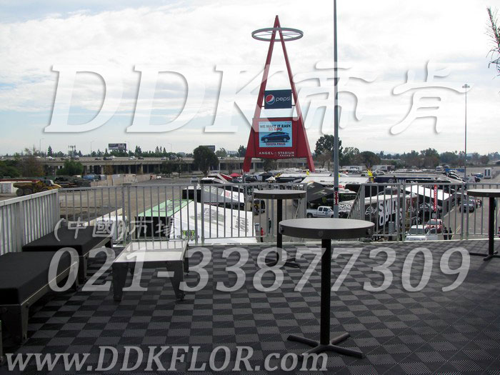 室外樓頂露臺地面裝修效果圖_深灰色涼臺地磚(1)樣板圖片,帝肯(DDK)_8100_T500(露天陽臺地面材料)效果圖 室外樓頂露臺地面裝修效果圖_深灰色涼臺地磚(1)樣板圖片,帝肯(DDK)_8100_T500(露天陽臺地面材料)效果圖,別墅陽臺地板,別墅陽臺裝修,室外陽臺地板,室外陽臺磚,室外露臺地磚,室外露臺裝修,舞臺地板,陽臺地板磚,陽臺地磚裝修,陽臺戶外地板,陽臺拼裝地板,陽臺裝修,露臺地板,露臺地磚,露臺地面裝修,露臺拼接地板,露臺花園裝修,露臺防滑地板,露臺防滑地磚,頂樓露臺裝修,室外生態(tài)地板,室外環(huán)保地板,室外防腐地板