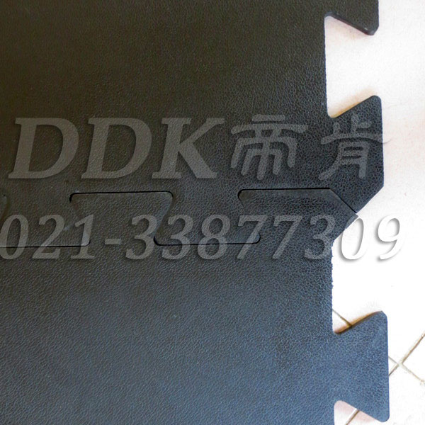 互扣連鎖安裝_黑色_重型工廠地板磚材料樣板圖片,帝肯(DDK)_4100(Honda|宏達(dá))效果圖 互扣連鎖安裝_黑色_重型工廠地板磚材料樣板圖片,帝肯(DDK)_4100(Honda|宏達(dá))效果圖,互扣式地墊,PVC拼接地墊,可拼接展會(huì)塑膠地板,塑料拼裝地板,室外拼接地墊,塑料拼接地板,拼接地板,拼接式地墊,拼接式防滑墊,拼裝地墊,拼裝地板,拼裝地膠,防滑拼墊,組合式地墊,模塊地墊,模塊地板