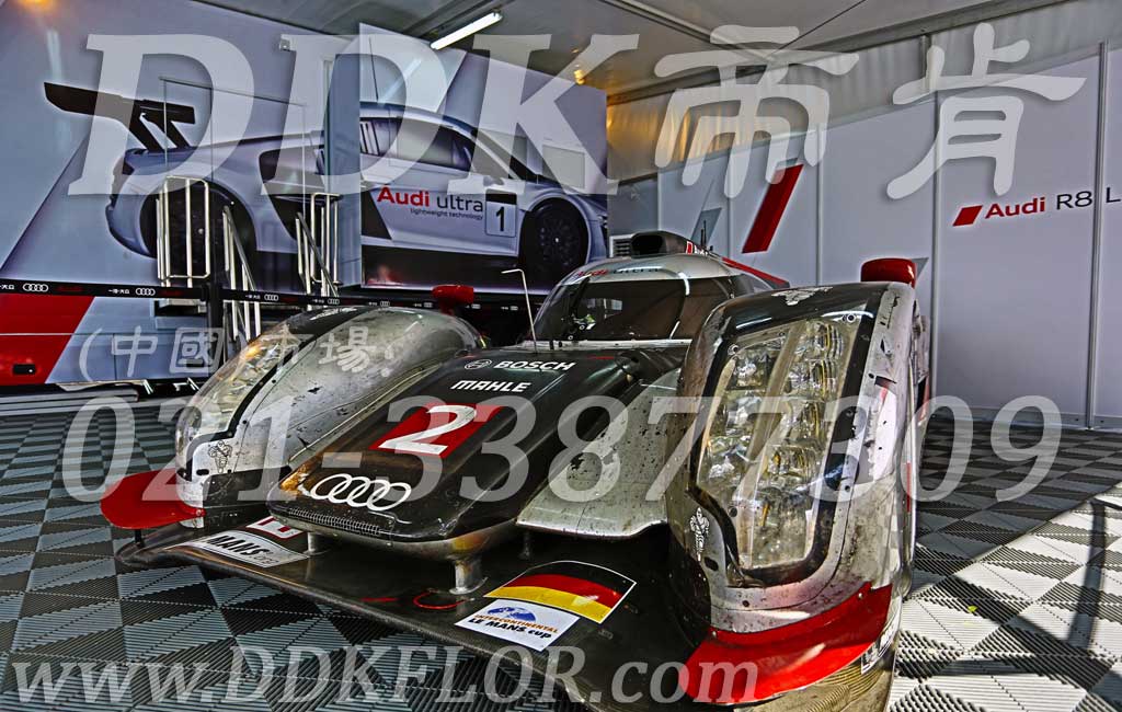 奧迪汽車車隊賽車維護房地面鋪設材料樣板圖片,帝肯(DDK)_8100_6008(賽車P房帳篷地板)效果圖 奧迪汽車車隊賽車維護房地面鋪設材料樣板圖片,帝肯(DDK)_8100_6008(賽車P房帳篷地板)效果圖,帳篷地膠