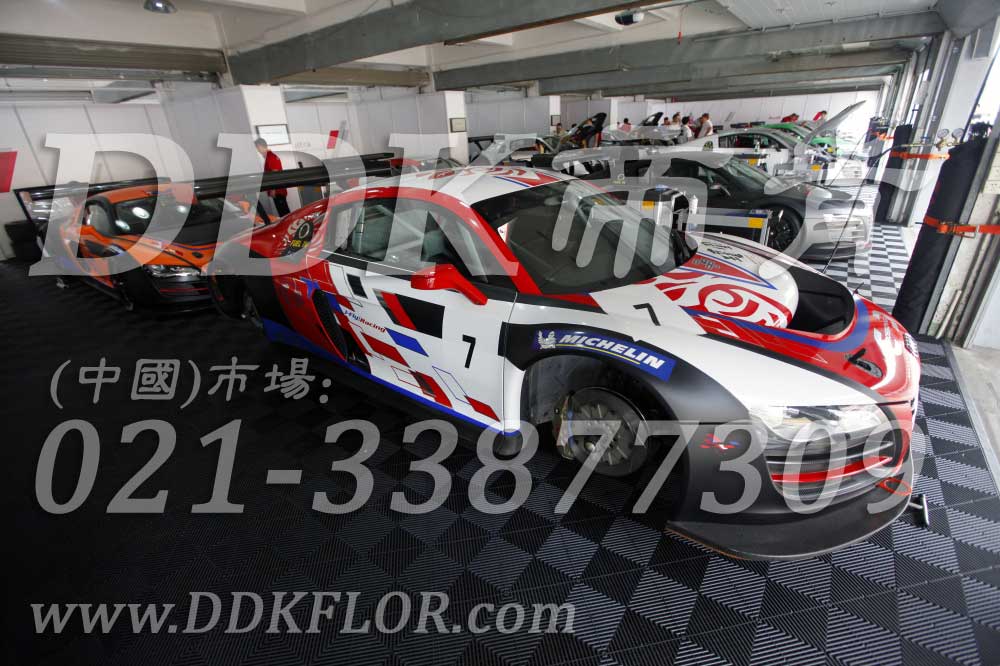 9-F1珠海站汽車維護區專用黑色抗壓地板樣板圖片,帝肯(DDK)_8100_6008(賽車P房帳篷地板)效果圖 9-F1珠海站汽車維護區專用黑色抗壓地板樣板圖片,帝肯(DDK)_8100_6008(賽車P房帳篷地板)效果圖,帳篷地膠