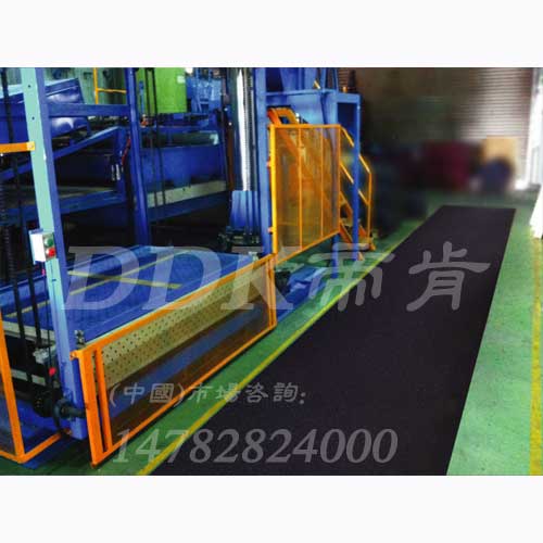 超強防滑耐油墊地毯黑色 0.9*18米高油污維修車間地面防油防滑膠皮S2800-DDK